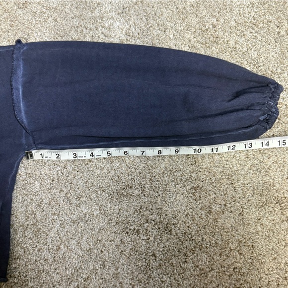 ANTHROPOLOGIE Vintage Look Cropped Oversized Navy Blue Sweatshirt Raw Hem Large - Picture 9 of 11